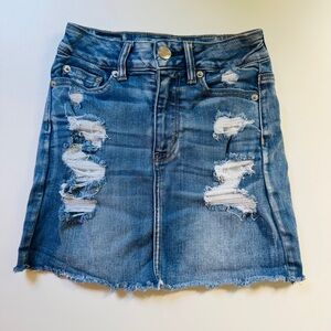American Eagle Next Level Stretch Distressed Denim Mini Skirt Raw Hem‎ Size 00